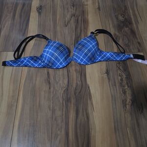 Victoria Secret PINK T-Shirt Bra 34AA NWOT